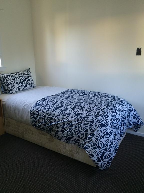 Water Lily Garden Bed & Breakfast Christchurch Bagian luar foto